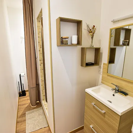 Gite Restaure 6 Pers. Au Bord De La Riviere, Proche Centre, Parking Et Wifi - Fr-1-410-380 Sable-sur-Sarthe Exterior photo