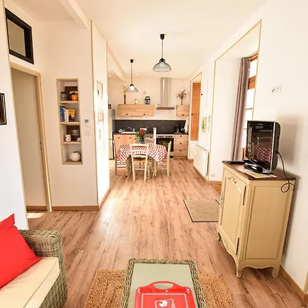 Gite Restaure 6 Pers. Au Bord De La Riviere, Proche Centre, Parking Et Wifi - Fr-1-410-380 Sable-sur-Sarthe Exterior photo